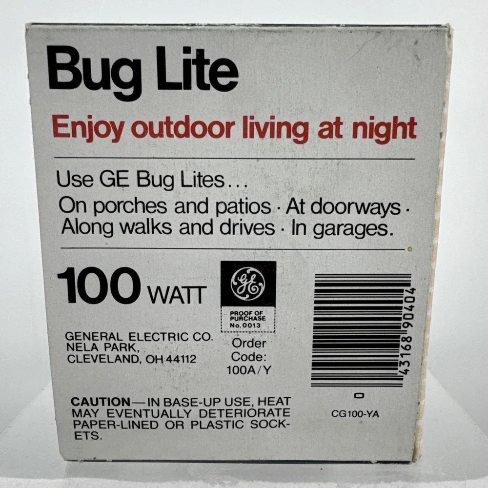 Vintage General Electric Lightbulb Bug Lite 100 Watt Two Bulbs New‎ Old Stock